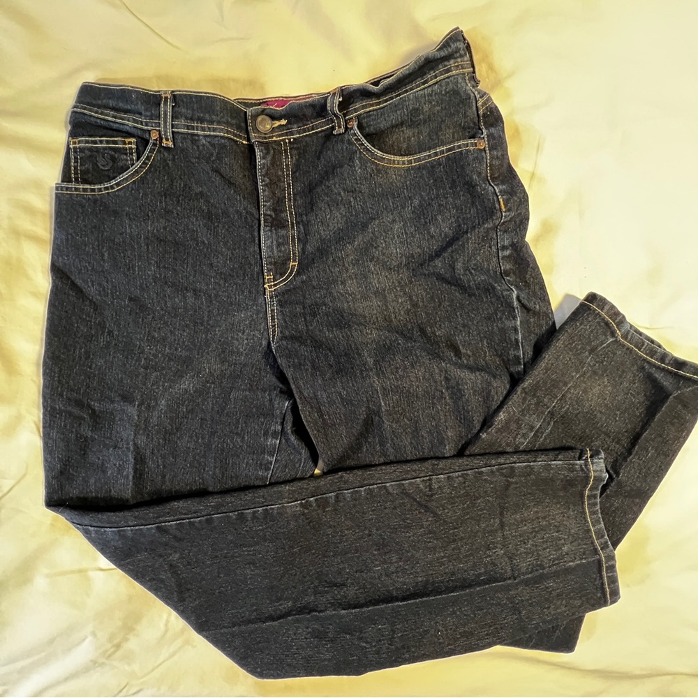 Gloria Vanderbilt Dark Blue Relaxed Jeans
